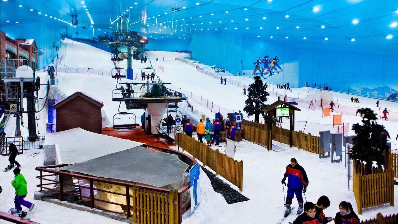 Purchase Ski Dubai online tickets from various platforms, allowing you to indulge in various activities.